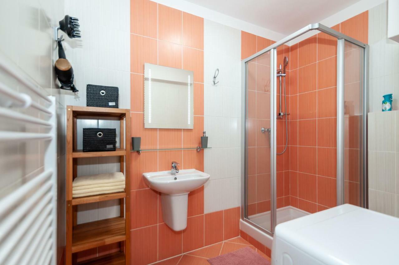 Vila Helena - Apartmán Helena 15 Apartamento Ruzomberok Exterior foto